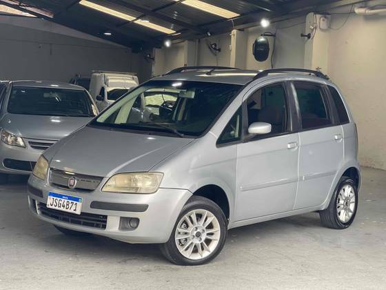FIAT IDEA 1.4 MPI ELX 8V FLEX 4P MANUAL FIAT IDEA 1.4 MPI ELX 8V FLEX 4P MANUAL
